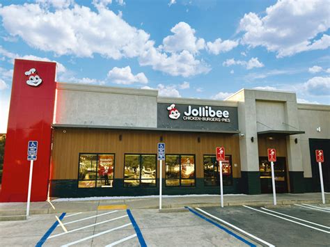 jollibee location in california.